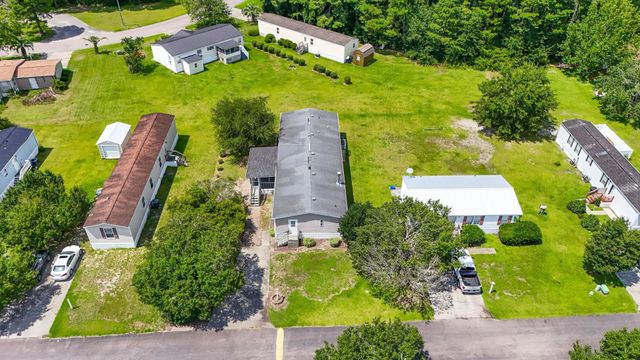 911 Old Magnolia Dr., Conway, SC 29526