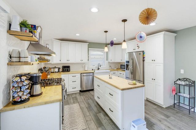 6006 S 20TH STREET, Milwaukee, WI 53221