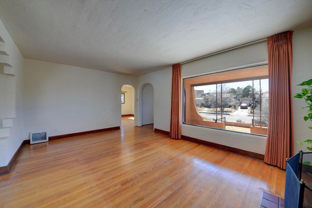 3421 Campus Boulevard NE, Albuquerque, NM 87106