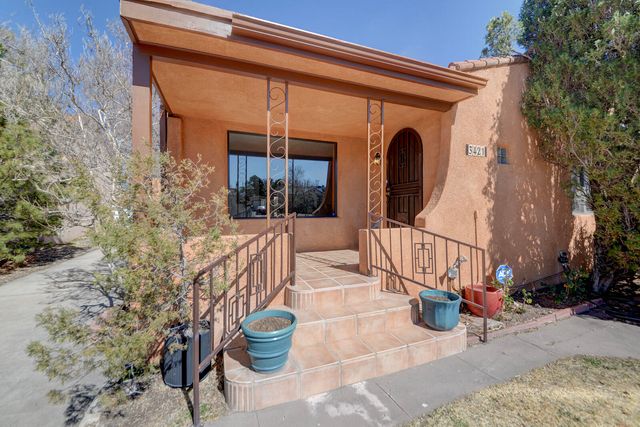 3421 Campus Boulevard NE, Albuquerque, NM 87106