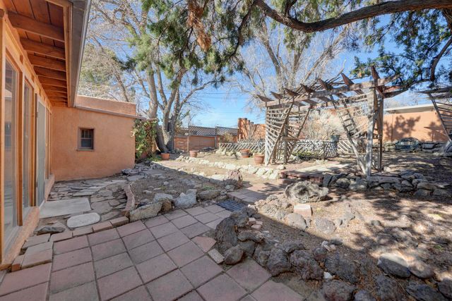 3421 Campus Boulevard NE, Albuquerque, NM 87106