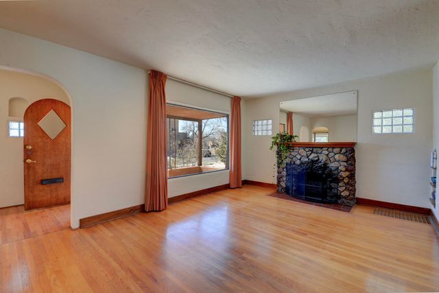 3421 Campus Boulevard NE, Albuquerque, NM 87106