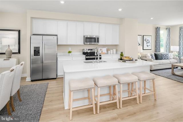 53 RAIL YARD DR, Enola, PA 17025