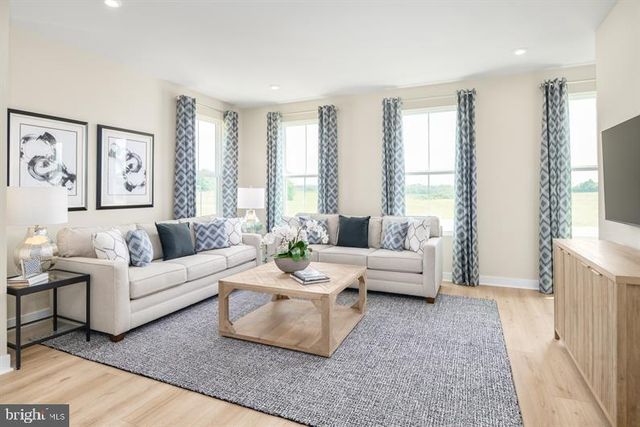 53 RAIL YARD DR, Enola, PA 17025