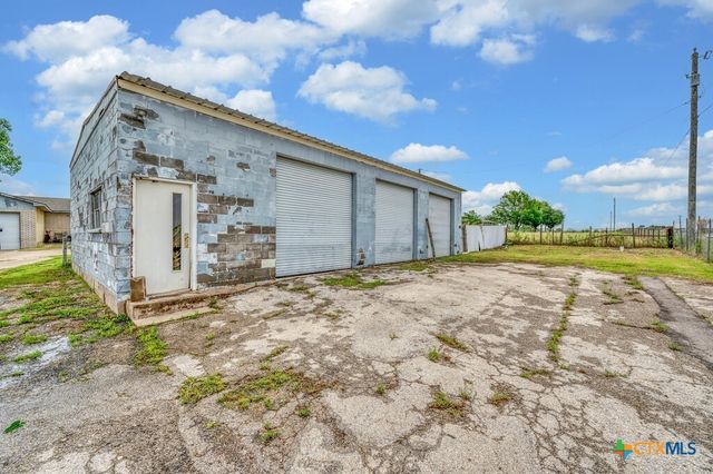 9796 E US 190 Highway, Rogers, TX 76569