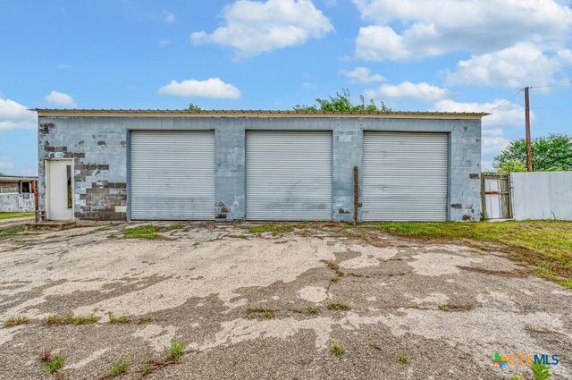 9796 E US 190 Highway, Rogers, TX 76569