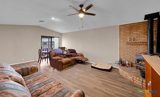 9796 E US 190 Highway, Rogers, TX 76569
