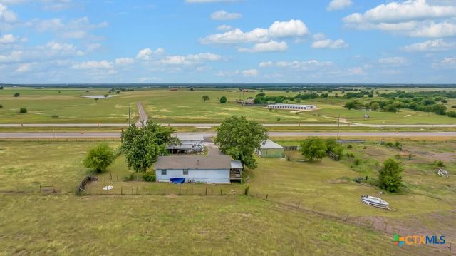 9796 E US 190 Highway, Rogers, TX 76569