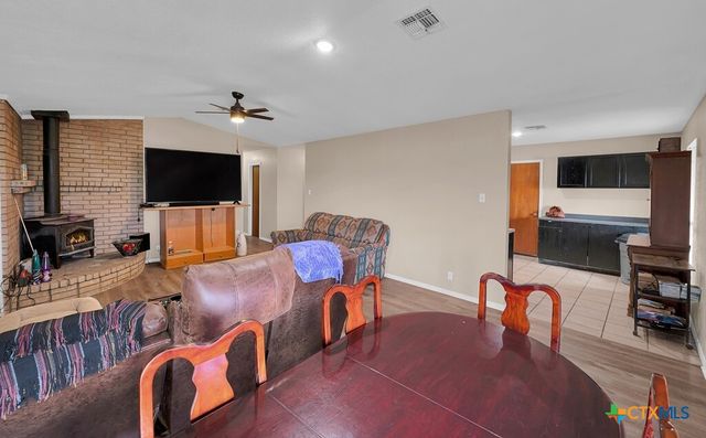 9796 E US 190 Highway, Rogers, TX 76569