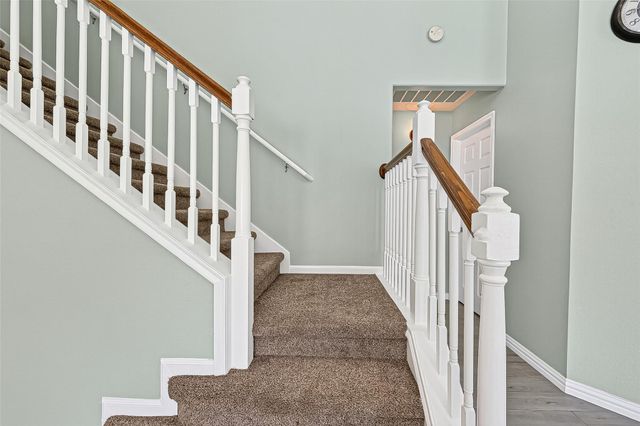 4730 Pin Oak Creek Lane, Houston, TX 77345