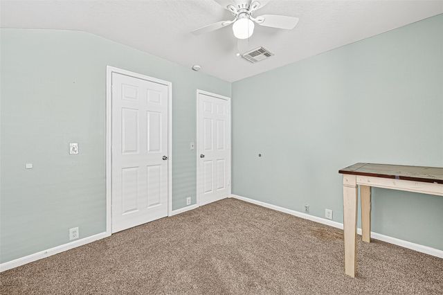 4730 Pin Oak Creek Lane, Houston, TX 77345