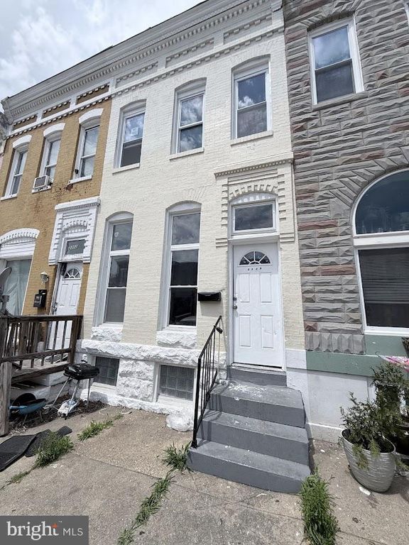 Image 1 of property listing at 2304 E LAFAYETTE AVE, Baltimore, MD 21213