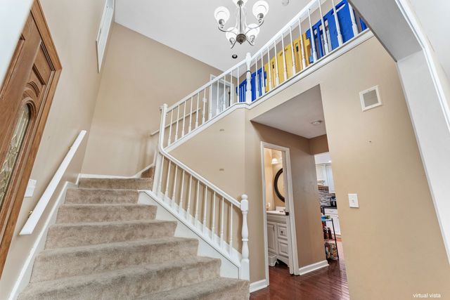 2829 Randall Ridge Drive, Elgin, IL 60124