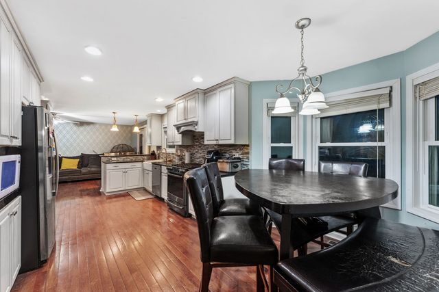 2829 Randall Ridge Drive, Elgin, IL 60124