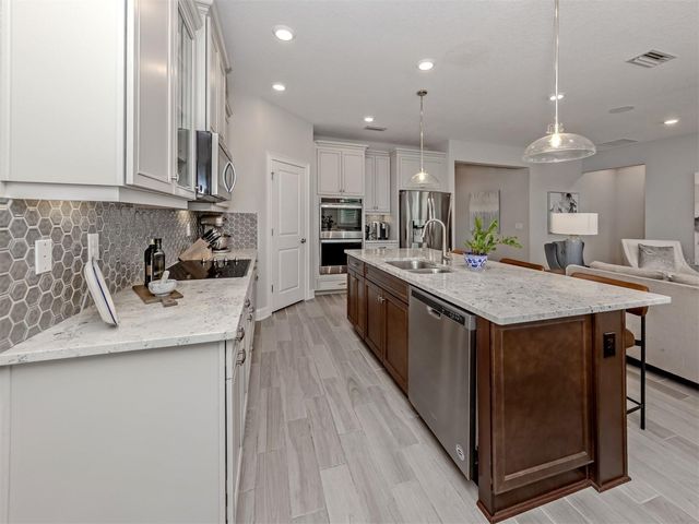 117 DAYLILY BOULEVARD, Nokomis, FL 34275