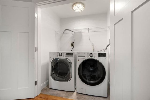 17 Vernon St 17, Newton, MA 02458
