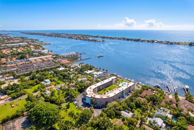 2424 N Federal Highway 305, Boynton Beach, FL 33435