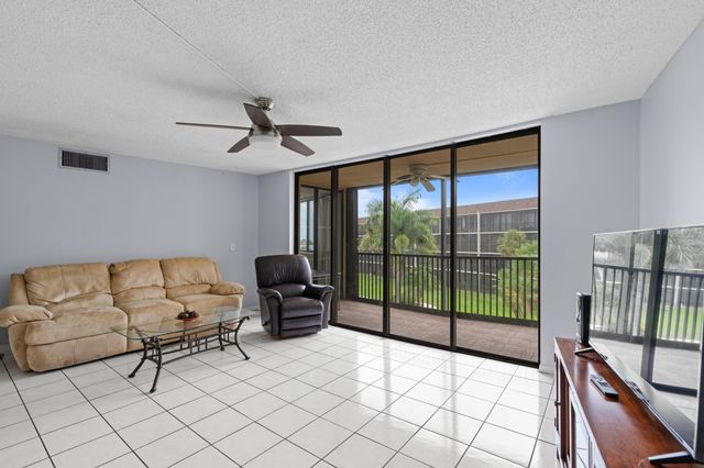 2424 N Federal Highway 305, Boynton Beach, FL 33435