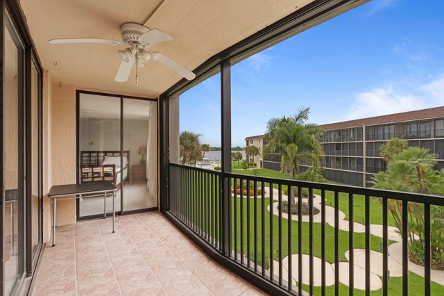 2424 N Federal Highway 305, Boynton Beach, FL 33435