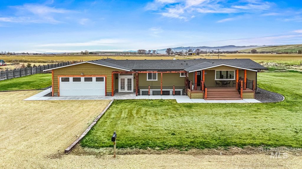 8481 Big Foot Rd, Melba, ID 83641 photo 1