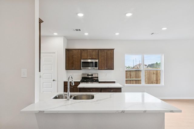 8215 Red Shiner Way, Fulshear, TX 77441