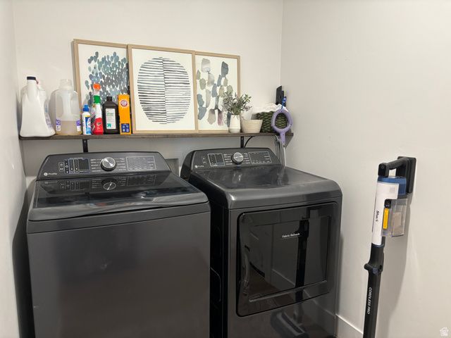 3905 N CHAPMAN DR, Eagle Mountain, UT 84005