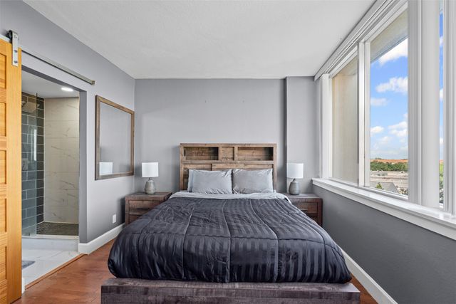 6211 W Northwest Highway 500, Dallas, TX 75225