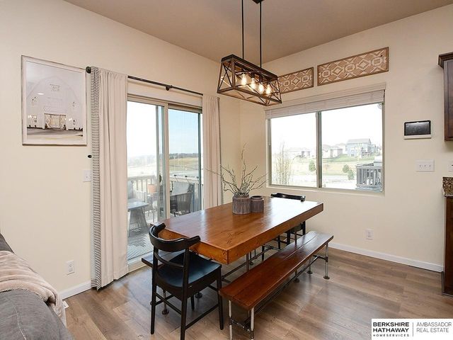 19105 Greenleaf Street, Omaha, NE 68136