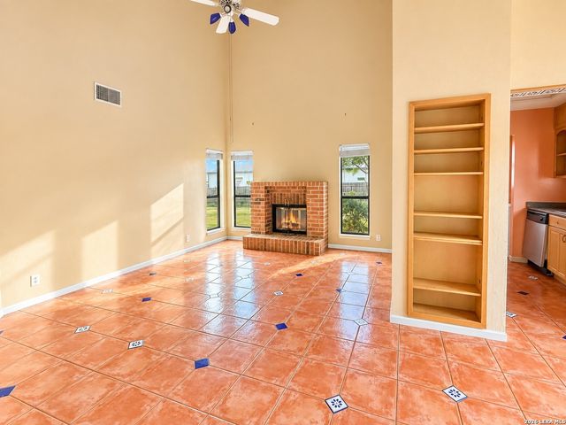 4839 Brandeis St Apt 712, San Antonio, TX 78249