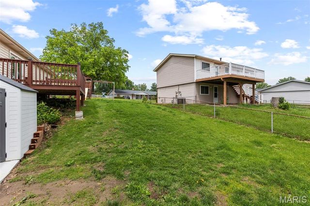 6540 Towne Woods Drive, Oakville, MO 63129