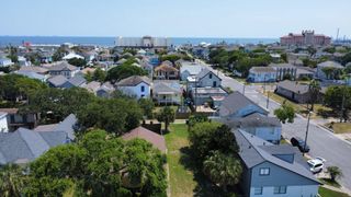 1723 M 1/2 Avenue, Galveston, TX 77550