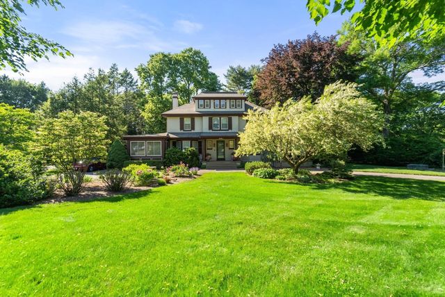 611 East Street, Walpole, MA 02081