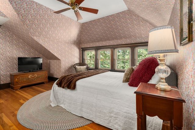 611 East Street, Walpole, MA 02081