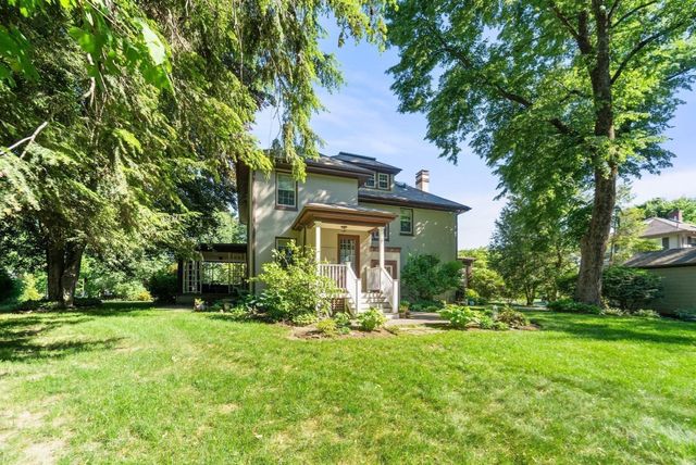 611 East Street, Walpole, MA 02081