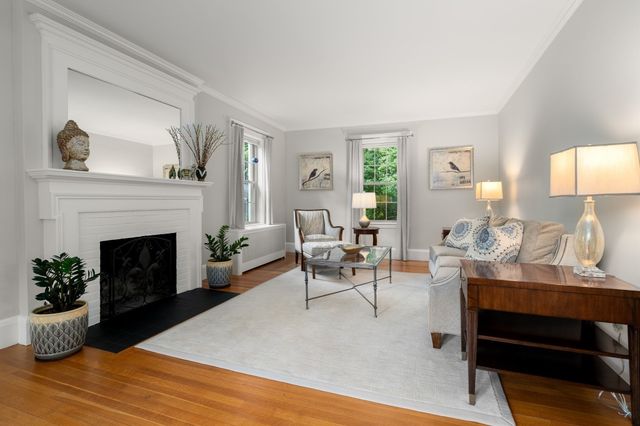 611 East Street, Walpole, MA 02081