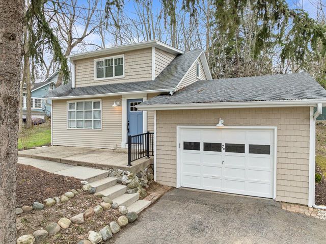 76 Orchard STREET, Williams Bay, WI 53191