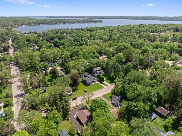76 Orchard STREET, Williams Bay, WI 53191