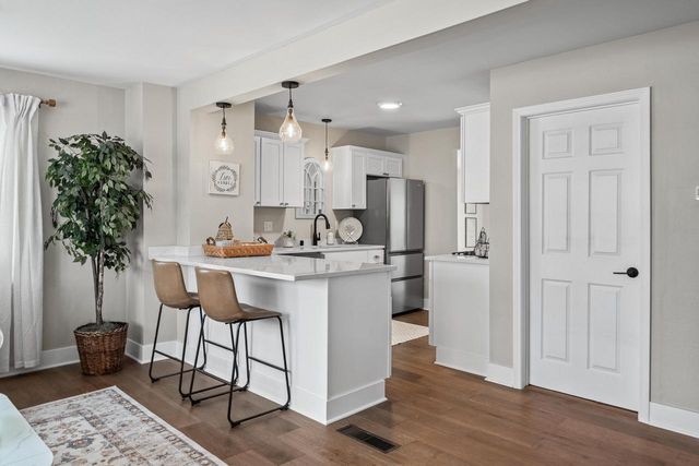 76 Orchard STREET, Williams Bay, WI 53191