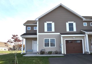 501 Old Village Circle, Windsor, CT 06095