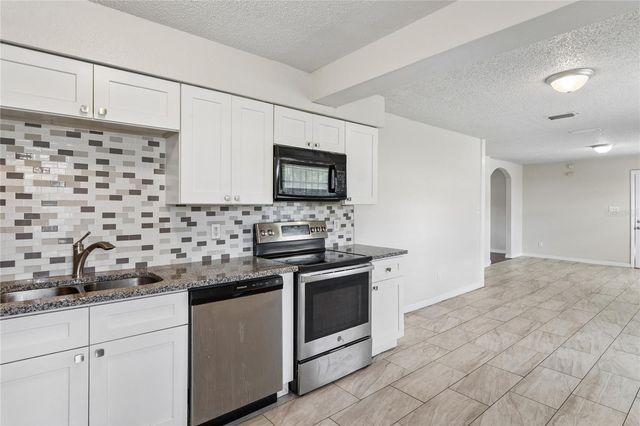 9608 N 10TH STREET, Tampa, FL 33612
