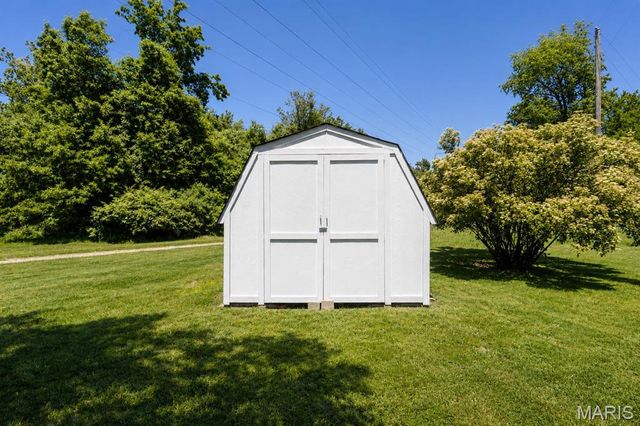 5440 Quercus Grove Road, Edwardsville, IL 62025
