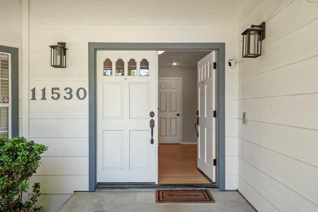 11530 Oak Hill Dr, Oakdale, CA 95361