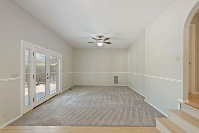 11530 Oak Hill Dr, Oakdale, CA 95361