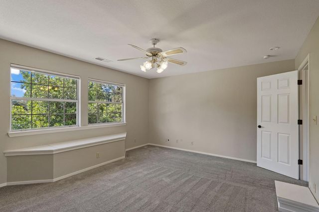 11530 Oak Hill Dr, Oakdale, CA 95361