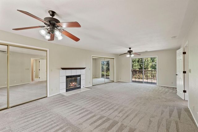 11530 Oak Hill Dr, Oakdale, CA 95361