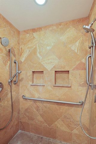 11530 Oak Hill Dr, Oakdale, CA 95361