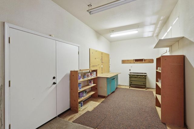 11530 Oak Hill Dr, Oakdale, CA 95361