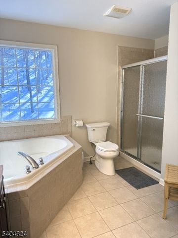 17 Bowers Dr, Allamuchy Twp., NJ 07840