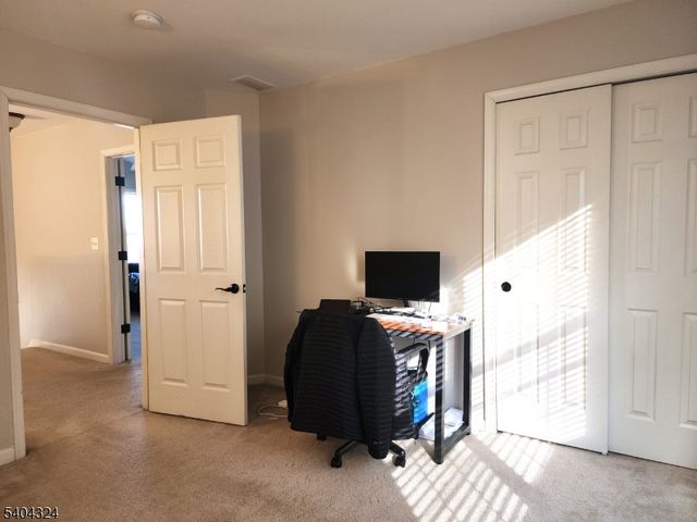 17 Bowers Dr, Allamuchy Twp., NJ 07840