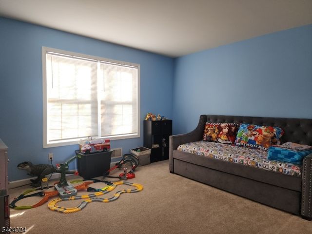 17 Bowers Dr, Allamuchy Twp., NJ 07840